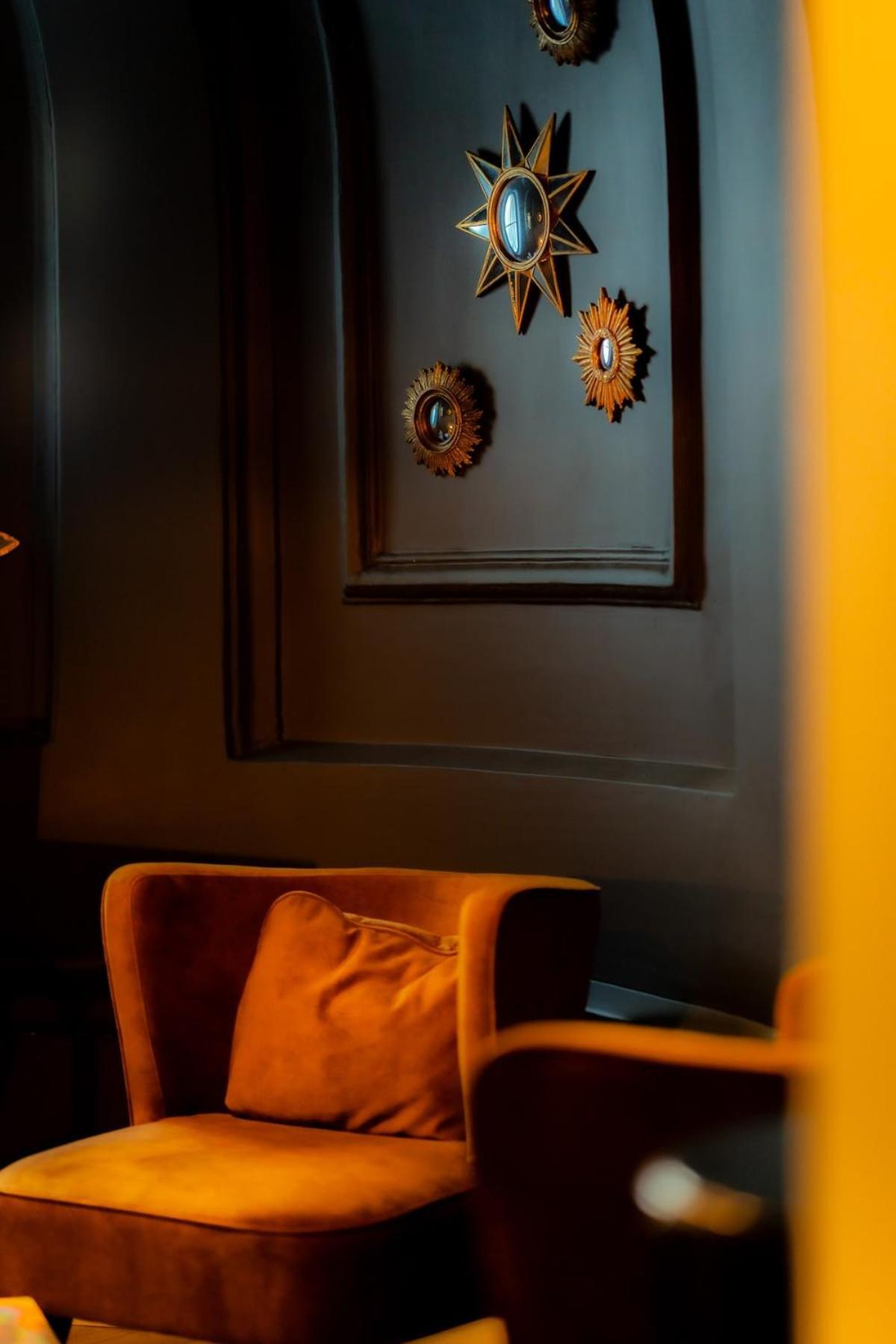 Sainte Waudru - Grand Place Apartment *