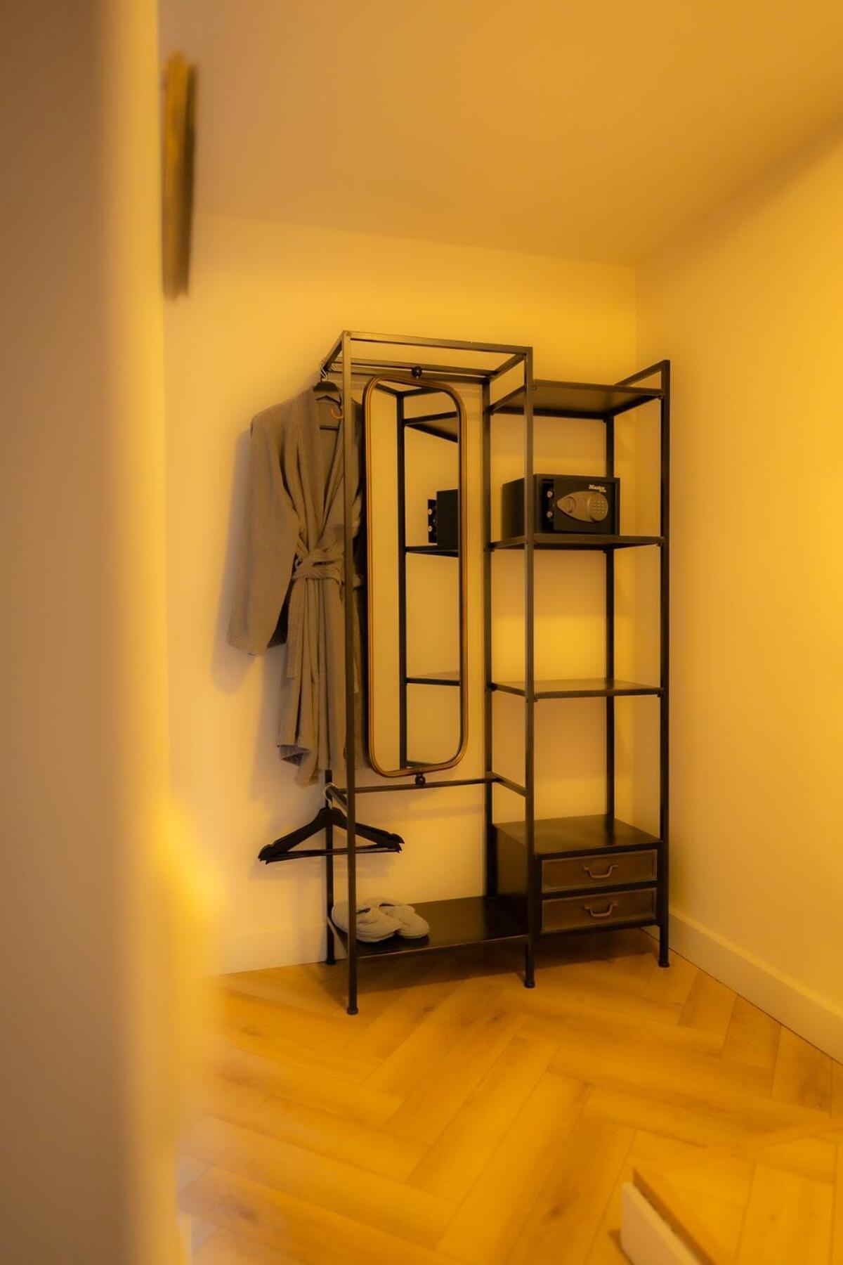 Apartma Sainte Waudru - Grand Place Mons